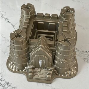 Nordic Ware Castle Bundt Pan - Gold